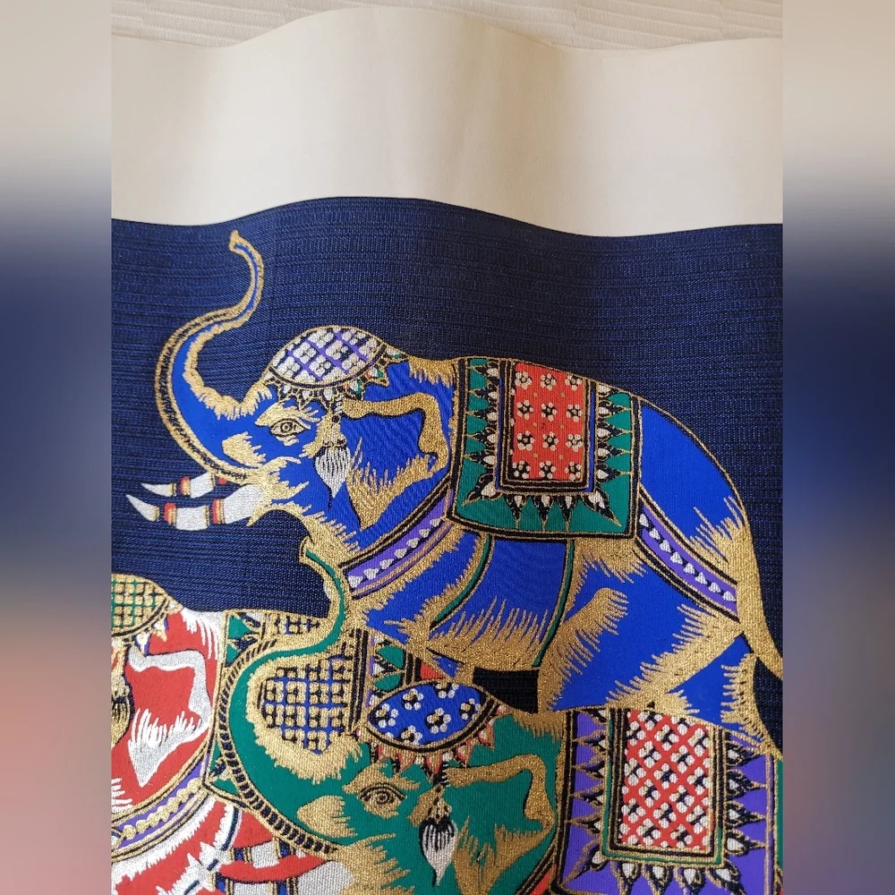 Thai Silk Art Painting Lucky Elephant Tapestry
